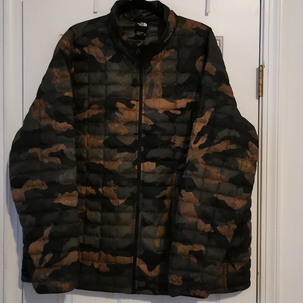 North face eco thermoball jacket